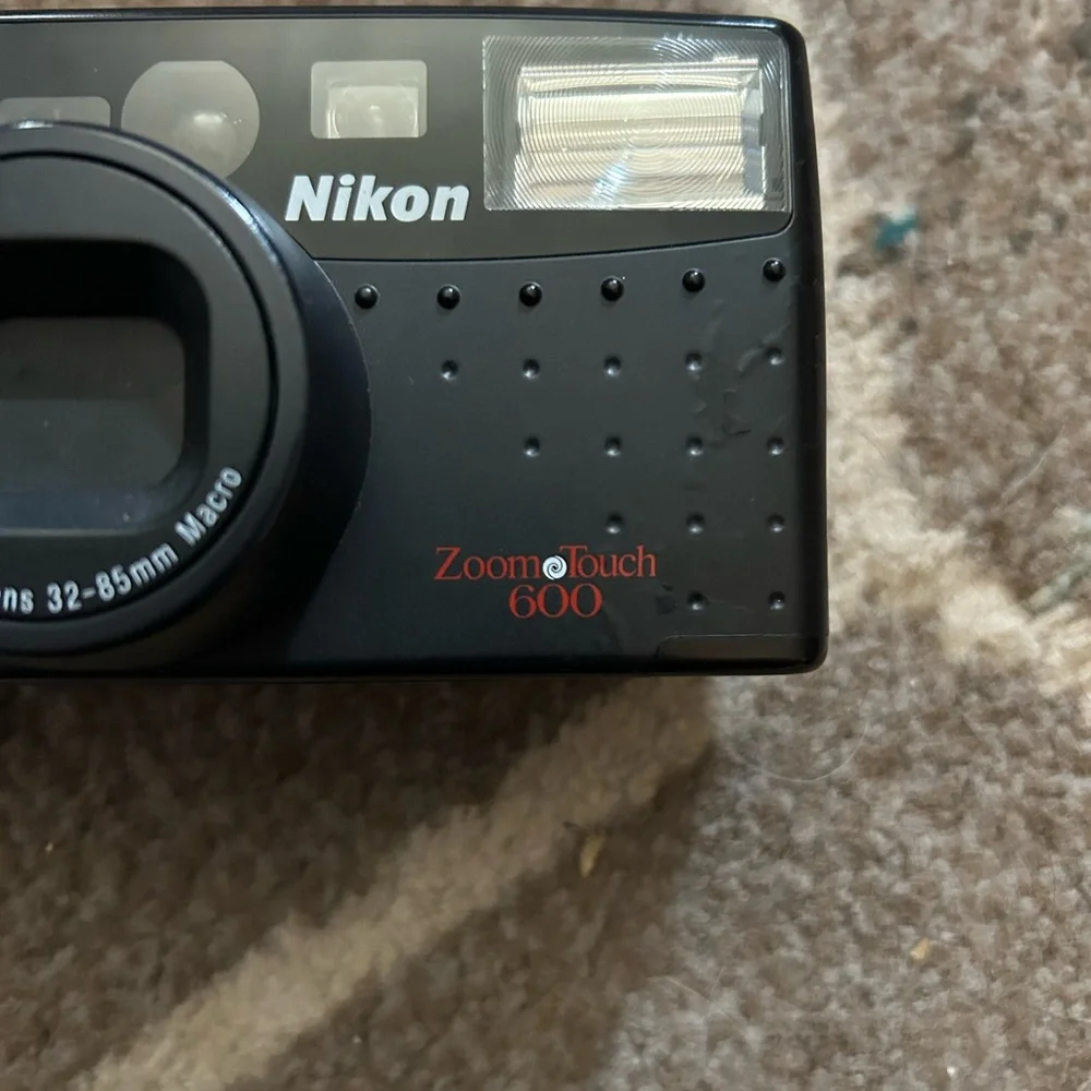 Nikon Zoom Touch 600 Film Camera